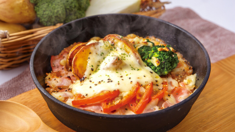 北海道ポテトと彩野菜のラクレットチーズドリア
